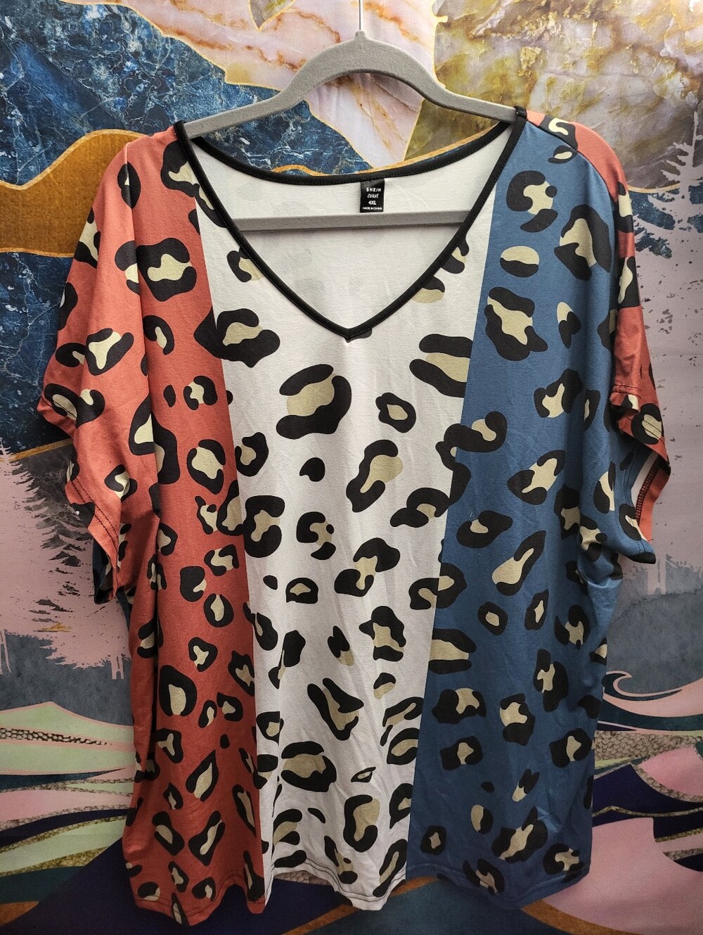 SHEIN Leopard-Print Colorblock V-Neck Top